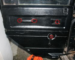 How to replace a quarterlight window on a Land Rover 110 Location of screws to remove the door card