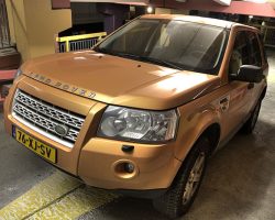 Which Land Rover to take off roading? Freelander 2 Land Rover Freelander 2 - a 'soft'-roader!