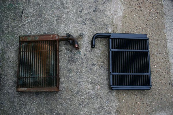 How to fit a new Land Rover heater matrix