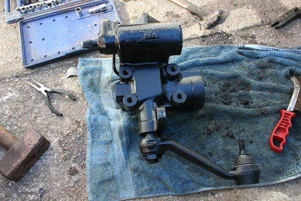 The new power steering box with drop arm already fitted
