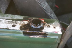 The corroded areas treated to a liberal splashing with rust cure!
