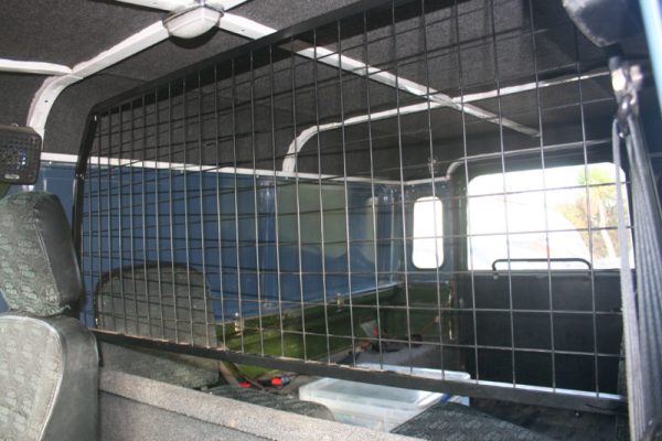 Land Rover Defender Dog Guard