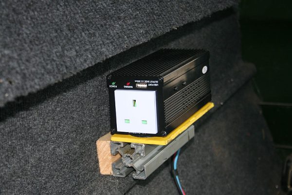 Installing a 240v inverter in a Land Rover Defender