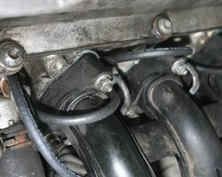 How to change the injector leak off pipes on a Range Rover DSE The new fuel leak off pipes in place