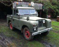 The new project: 1961 Land Rover Series 2 These old Land Rovers have so much character!