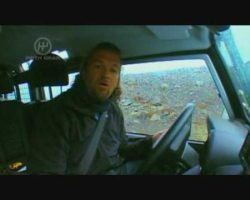 Fifth Gear Land Rover Defender Test Drive Video Fifth Gear Land Rover Defender Test Drive Video